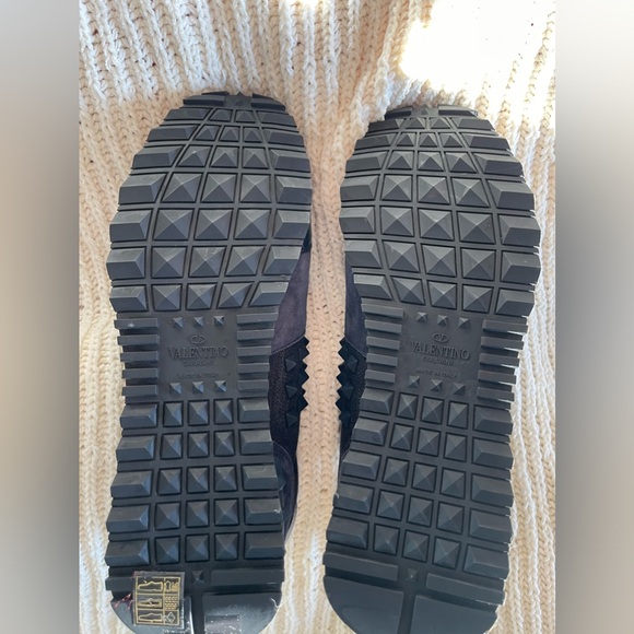 Brand new Valentino sneakers - Picture 9 of 10